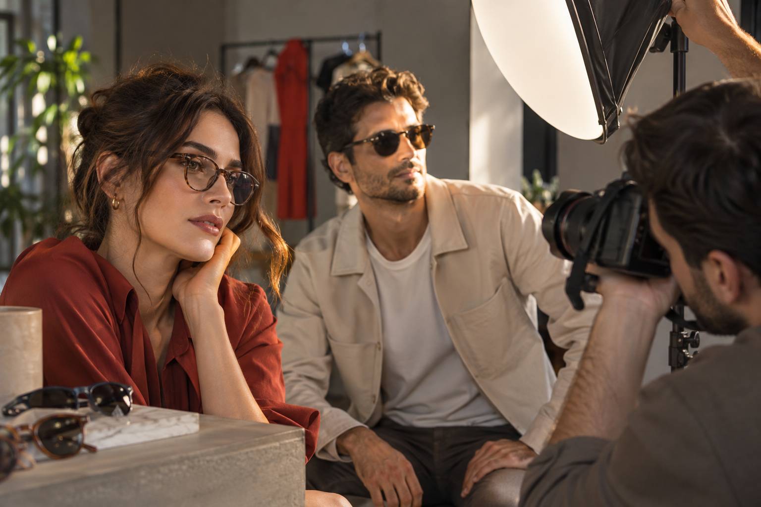Gözlük kataloğu için yüz modeli aranıyor